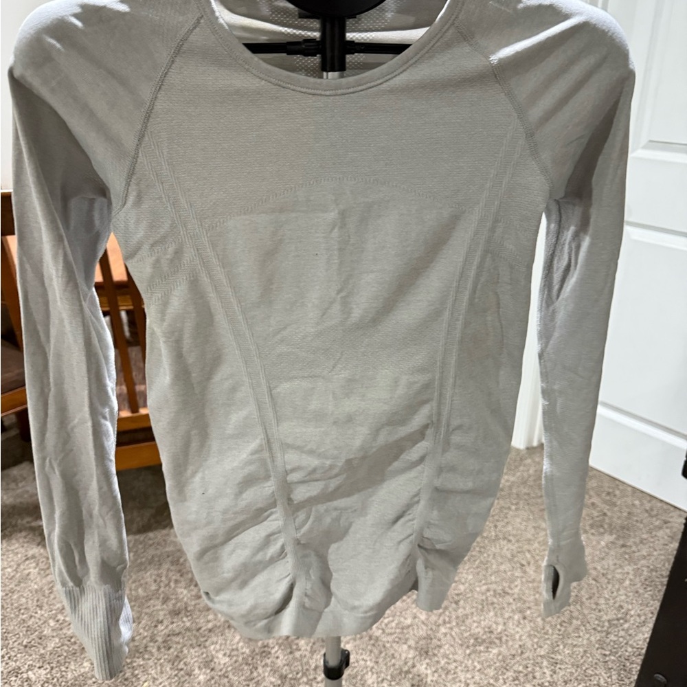 Athleta Light Gray Long Sleeve Top
